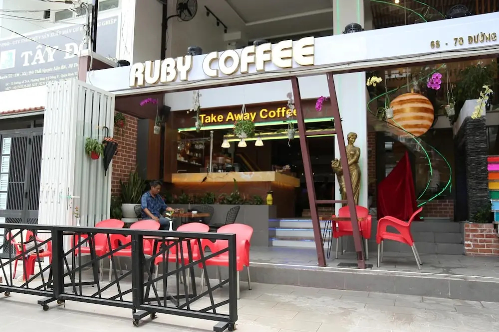 Foto - Hồng Bảo Thạch