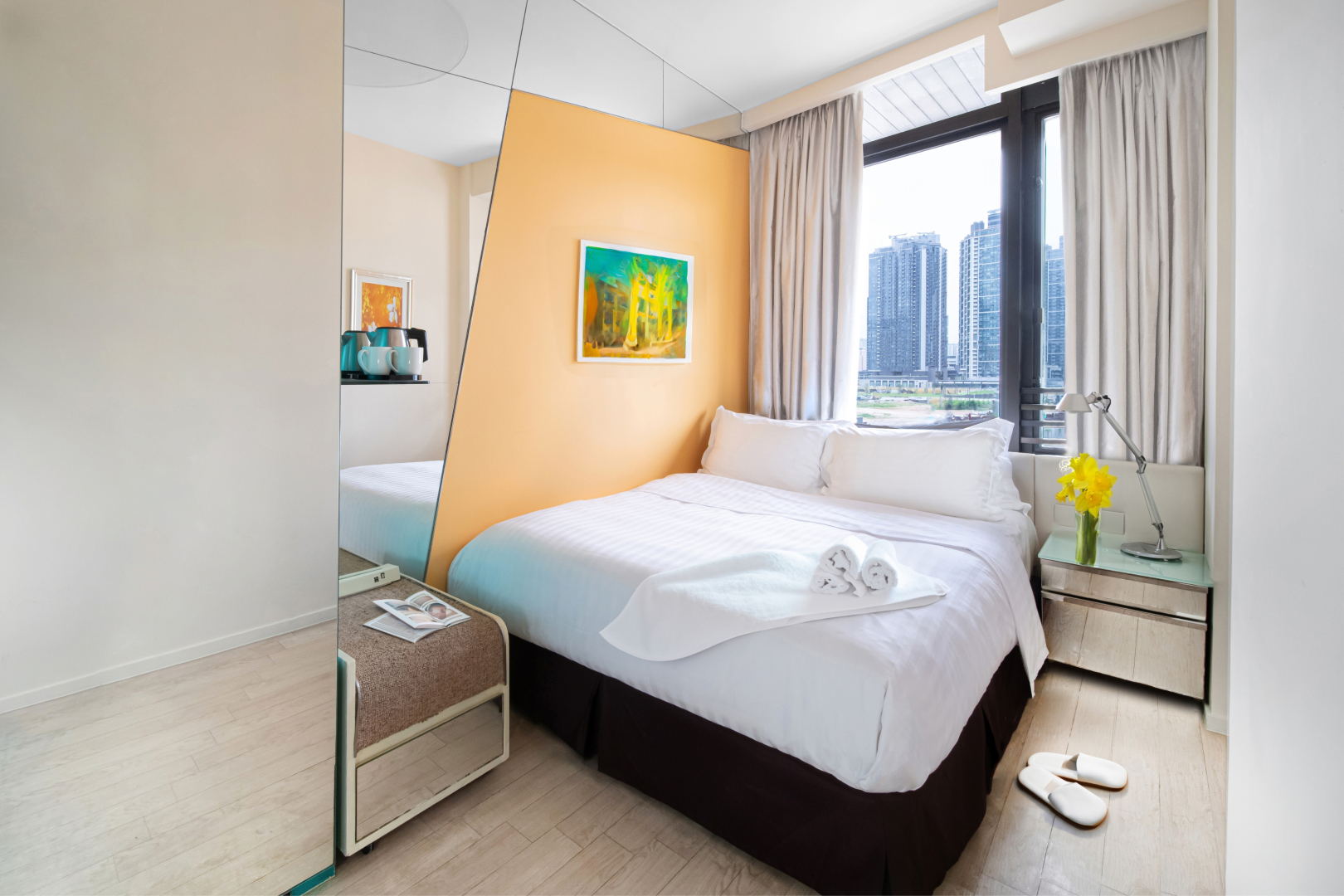 Photo - Regal Oriental Hotel