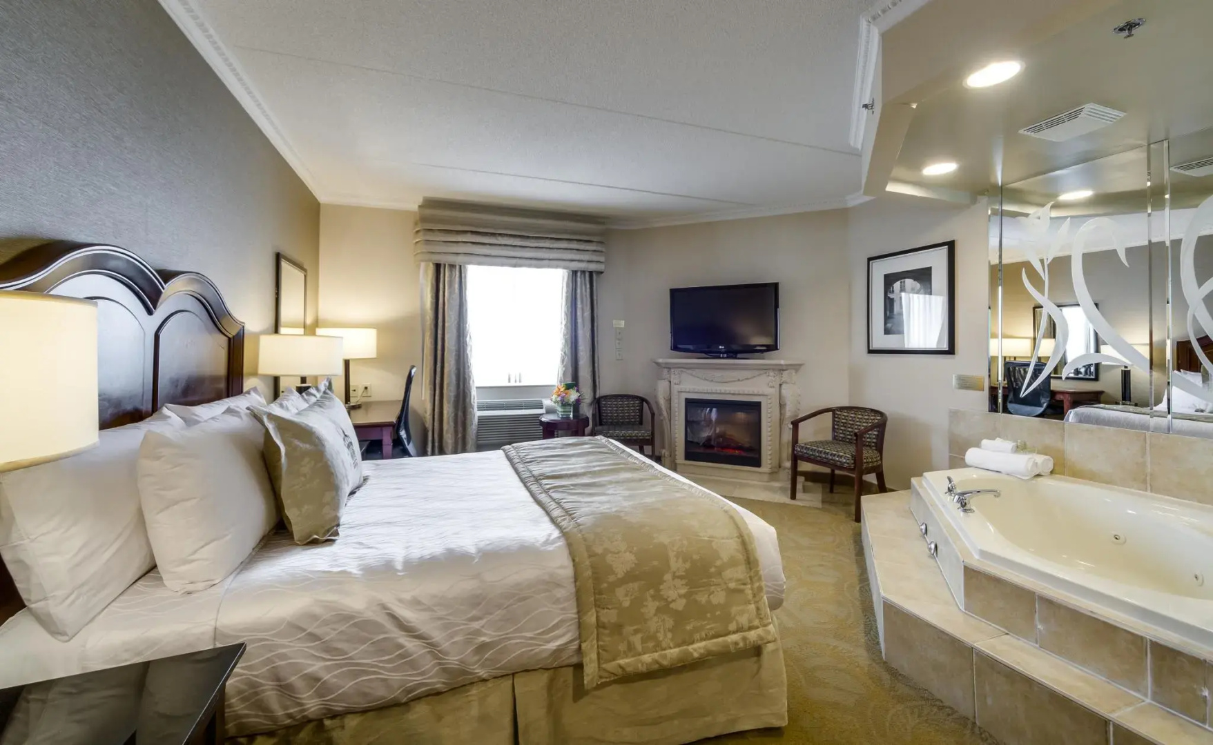 Photo - Monte Carlo Inn & Suites Downtown Markham