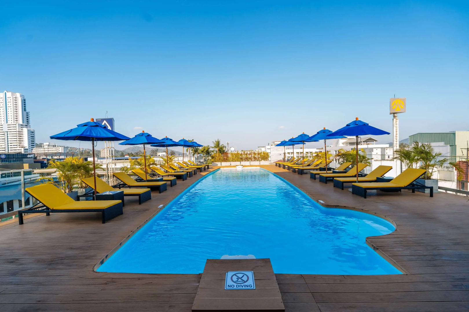 Foto - Days Inn by Wyndham Patong Beach