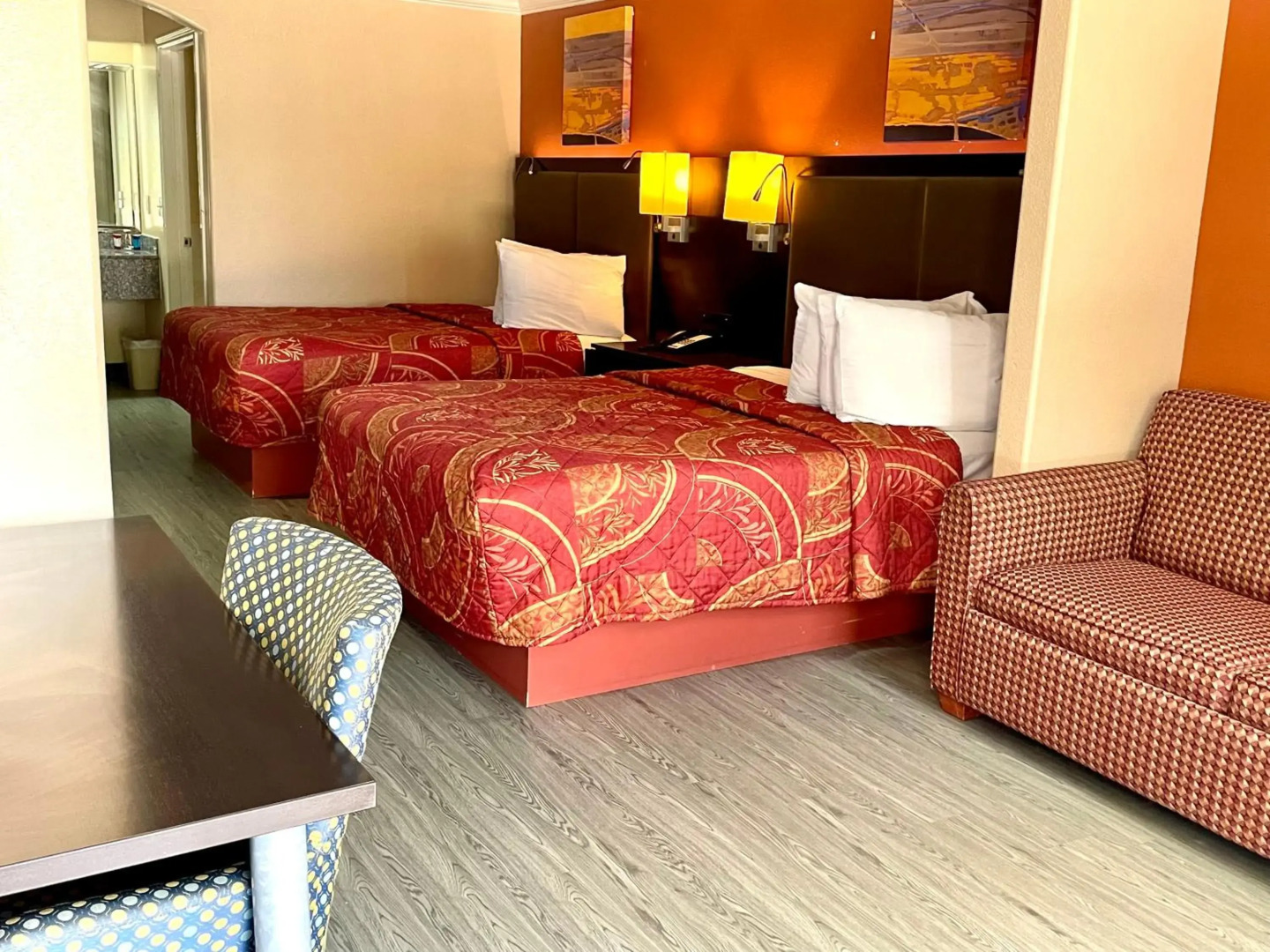 Photo - Luxury Inn Liberty