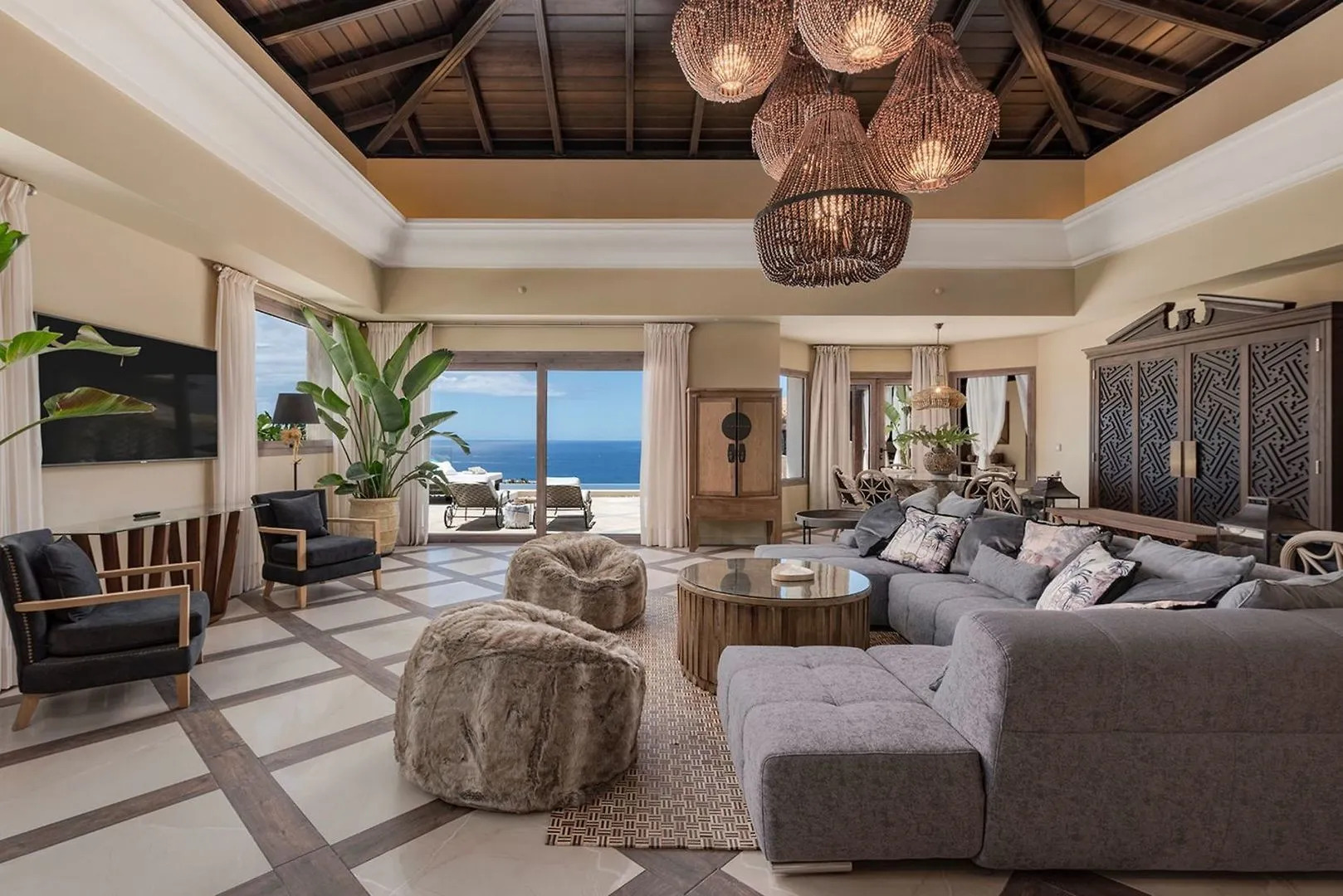 Photo - Royal River, Luxury Hotel - Adults Only