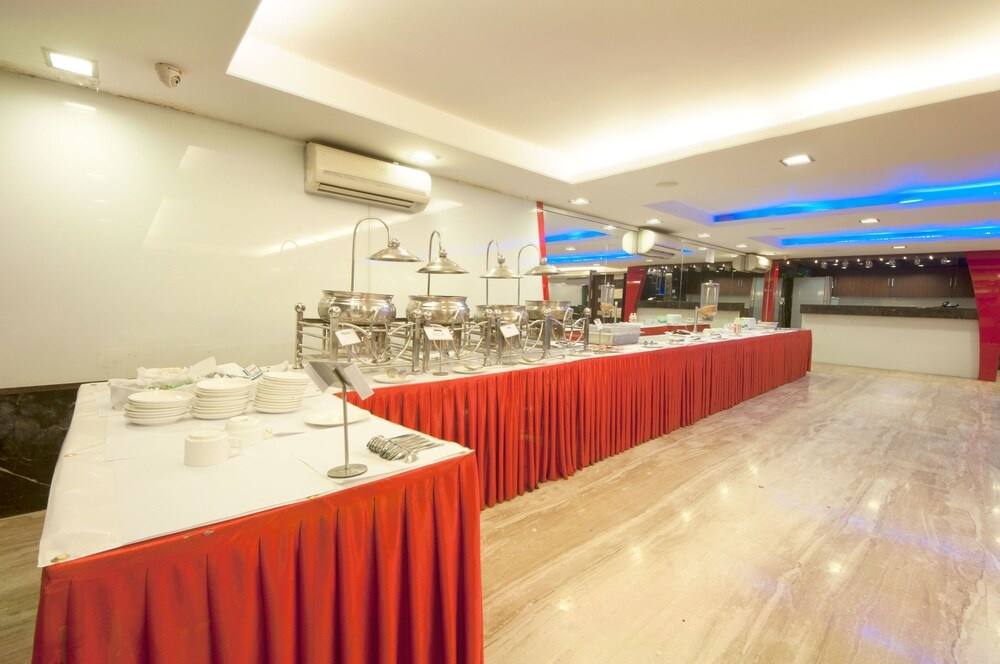Photo - Hotel Amaltas International