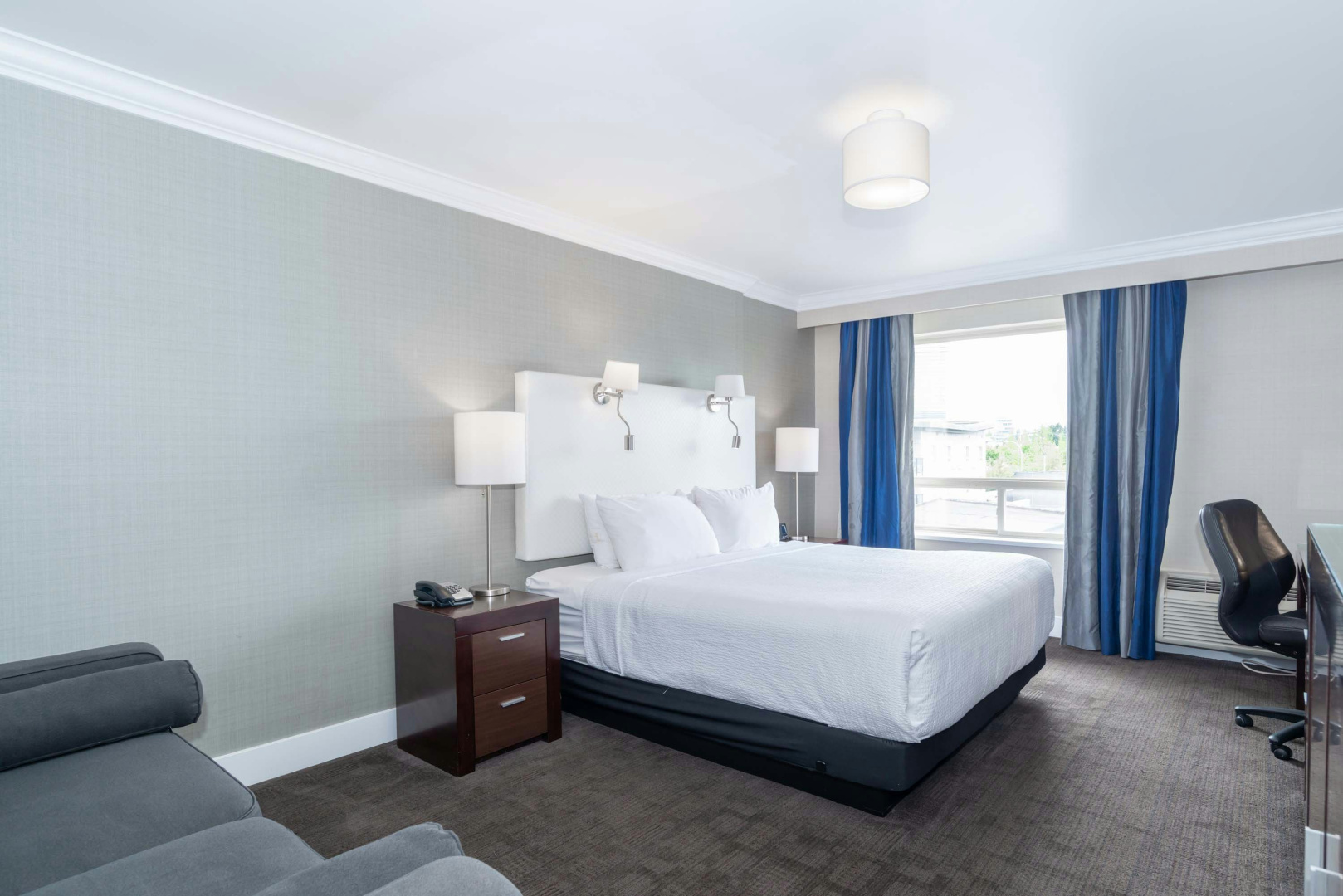 Photo - Sandman Signature Langley Hotel