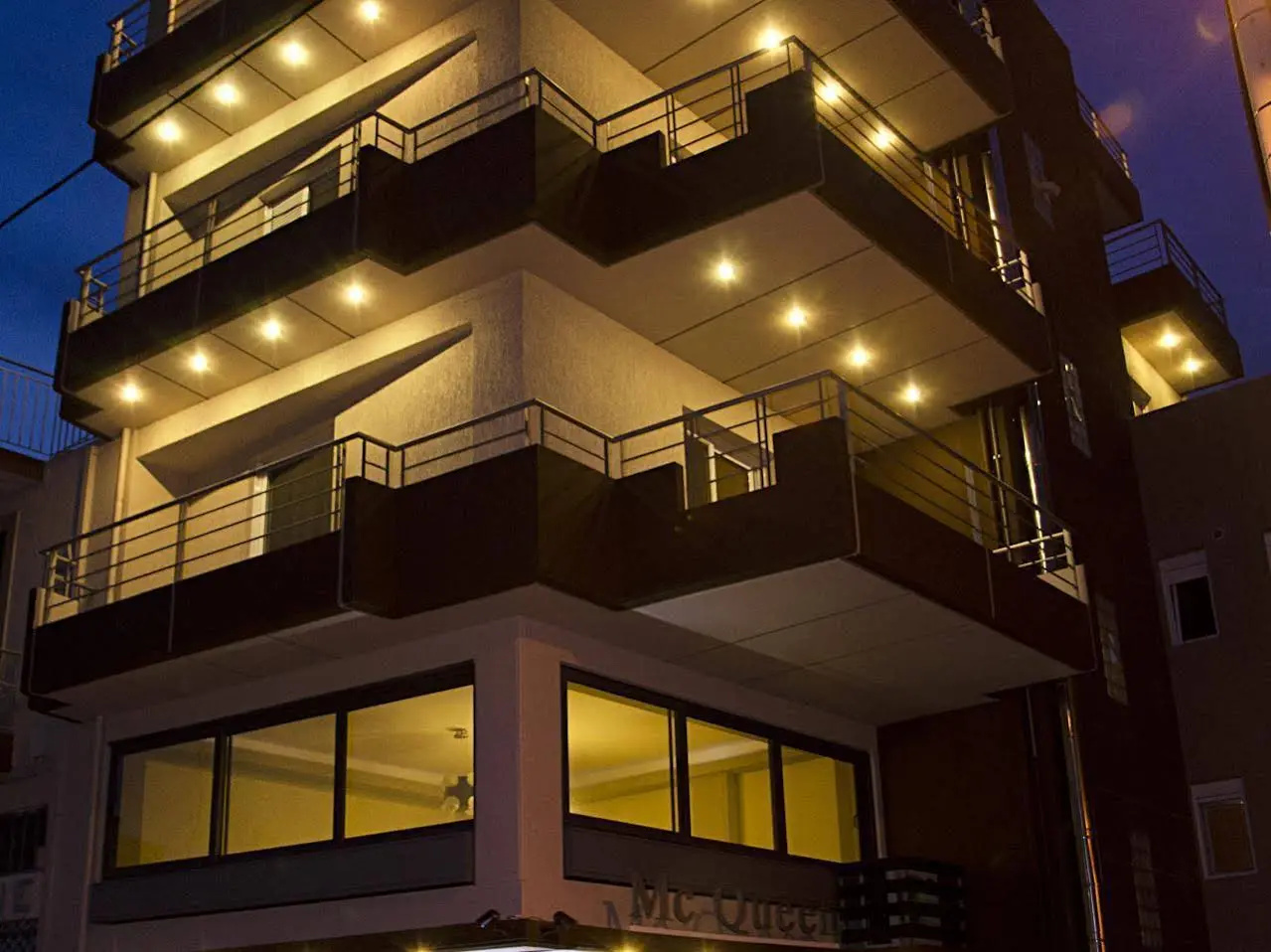 Mc Queen Rooms & Apartments