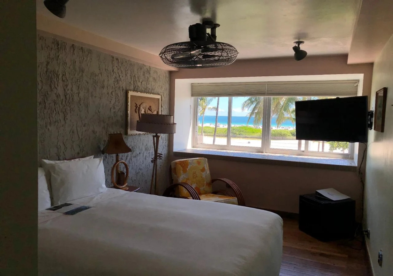 Photo - Pelican Hotel