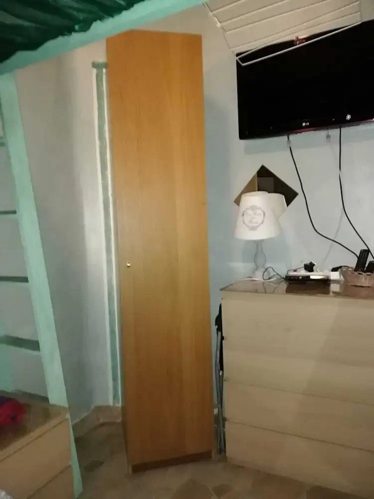 Photo - Room-lockable Room Center