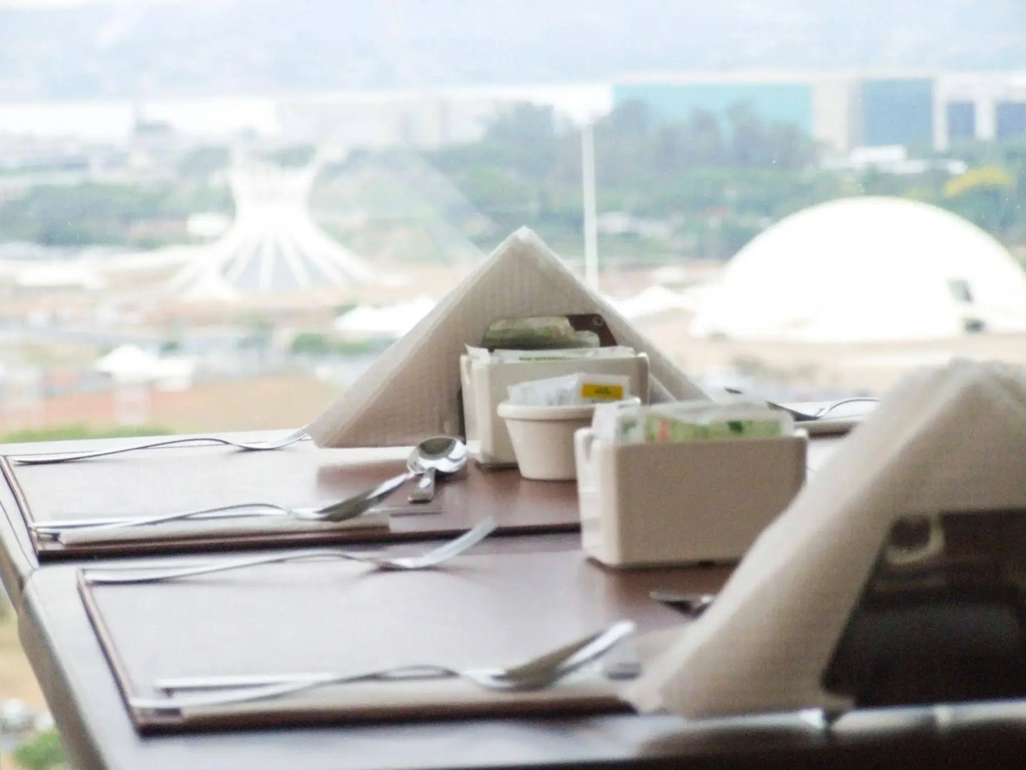 Foto - Hplus Vision Executive