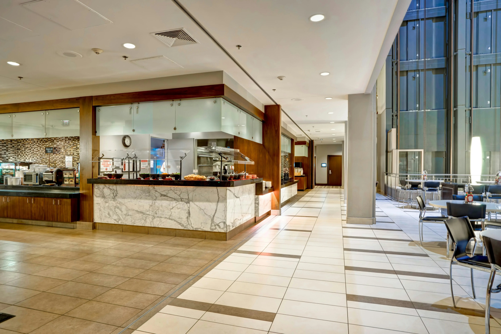 Foto - Embassy Suites by Hilton Chicago Downtown River North
