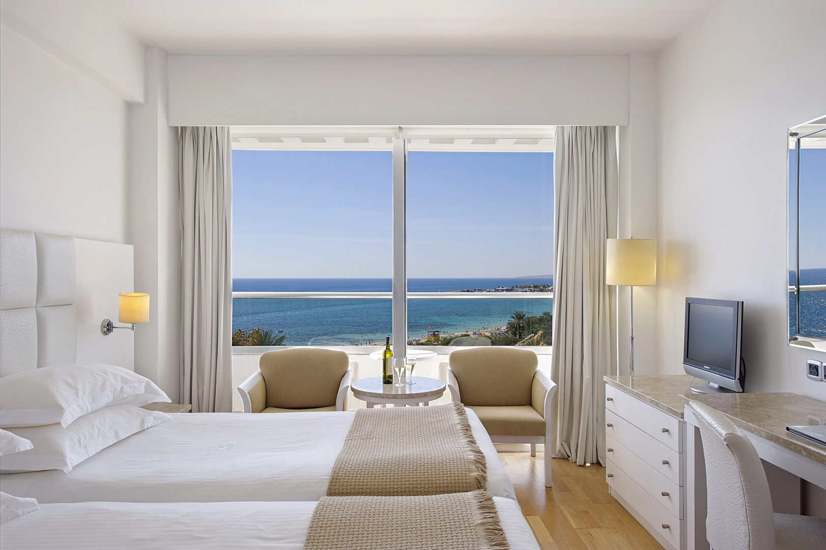 Photo - Grecian Sands Hotel