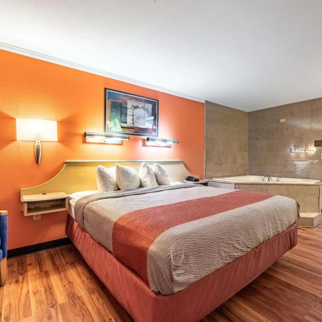 Photo - Motel 6-Gatlinburg, TN - Smoky Mountains