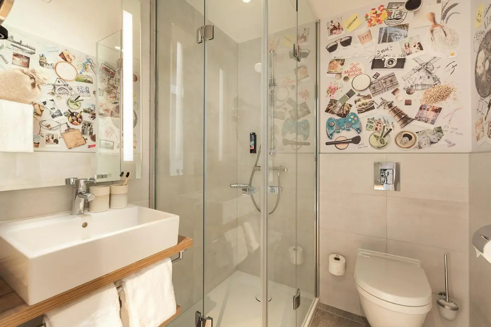 Photo - Holiday Inn - the niu, Mill Cologne Mülheim by IHG