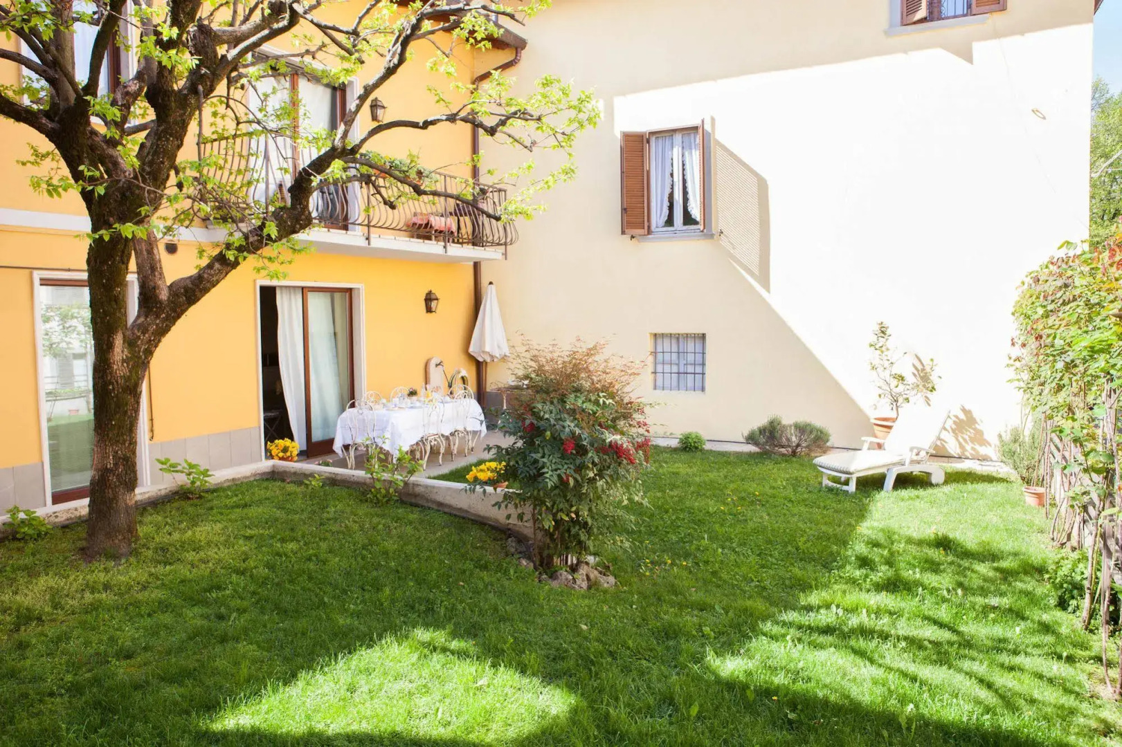 Photo - Botton d'Oro Pelabrocco