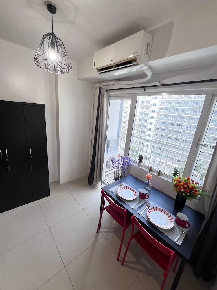 Photo - 1 BR Shell Residences Facing amenities