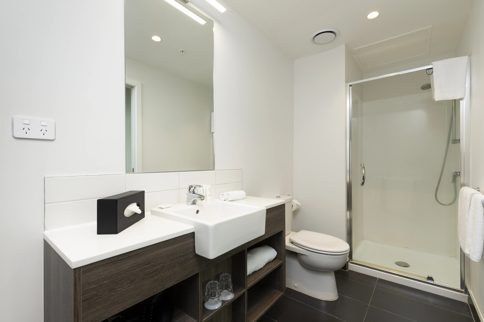 Photo - Oaks Auckland Hotel