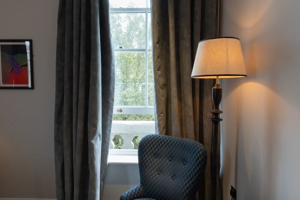 Photo - The Knight Of Nottinghill