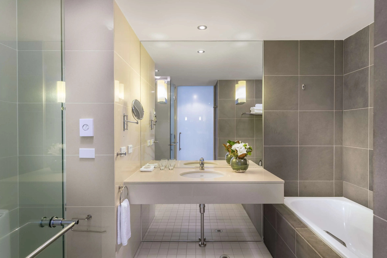 Photo - Hilton Auckland