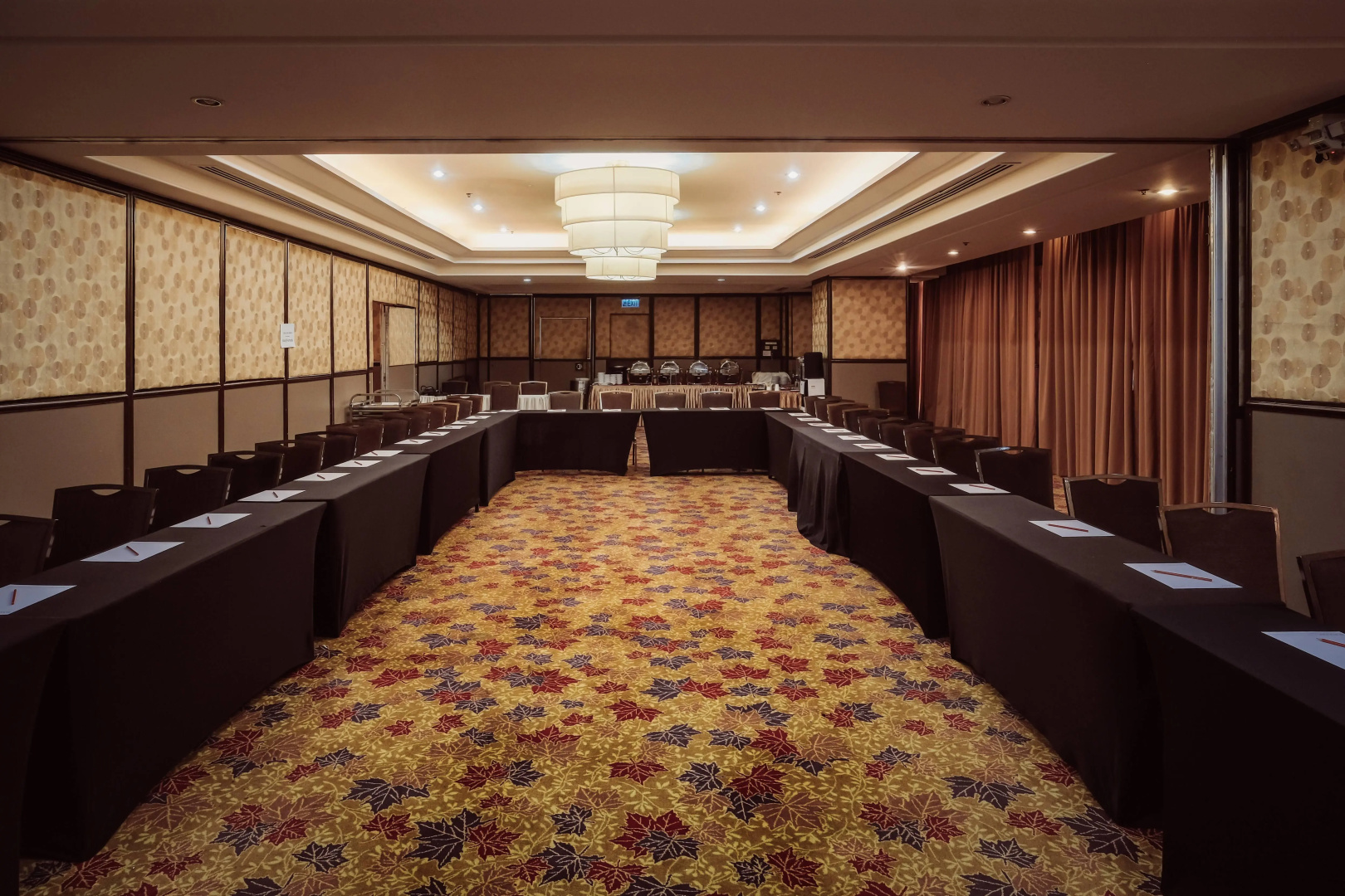 Foto - Ramada by Wyndham Manila Central