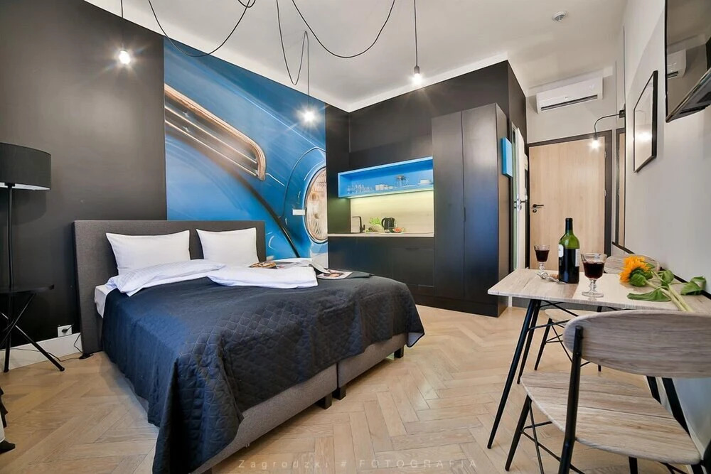 Foto - Saint Thomas Corner - by Upstairs