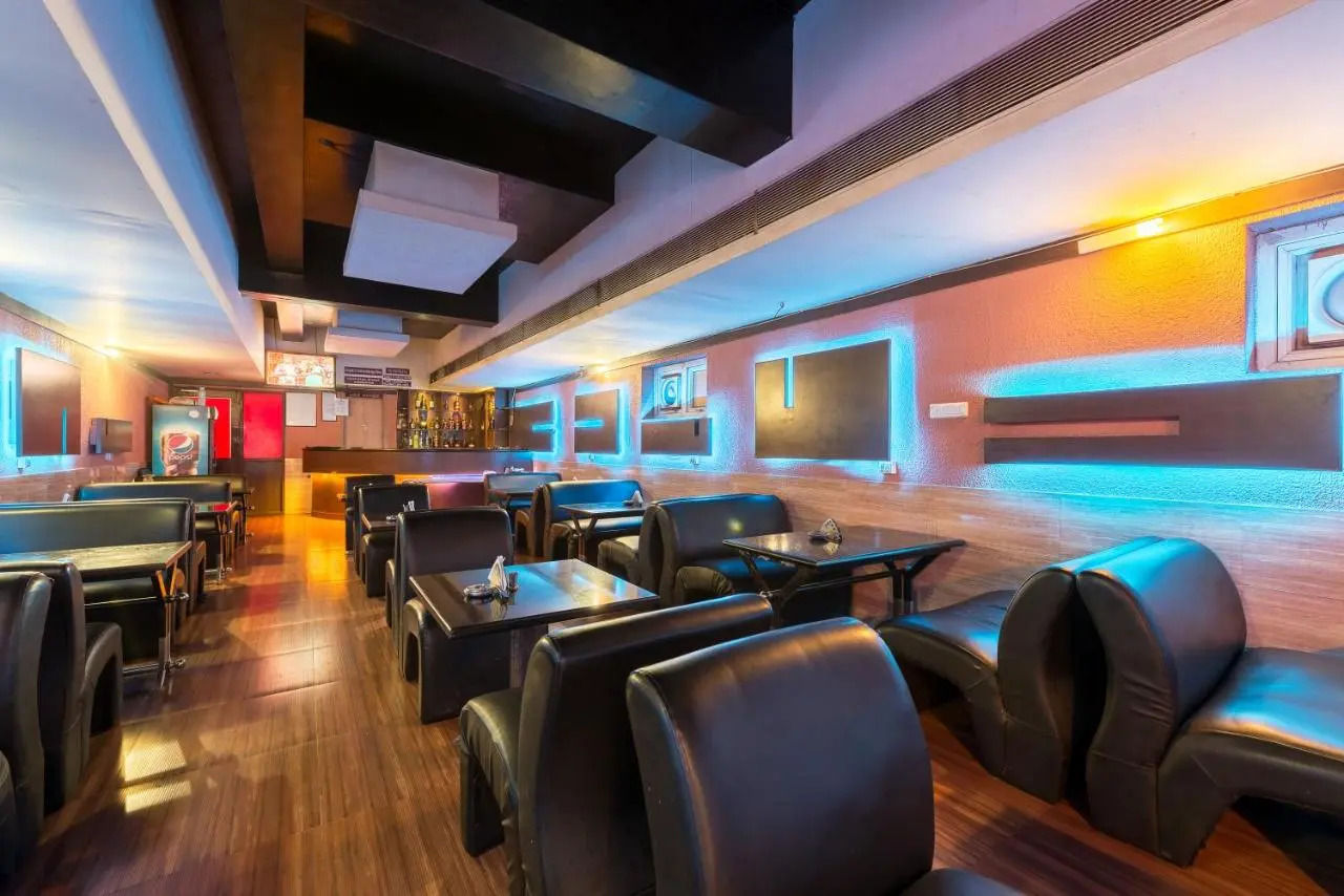 Photo - Treebo ESS Grande