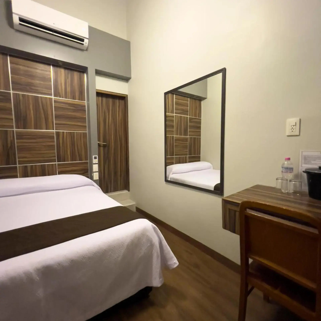 Photo - Hotel Principal