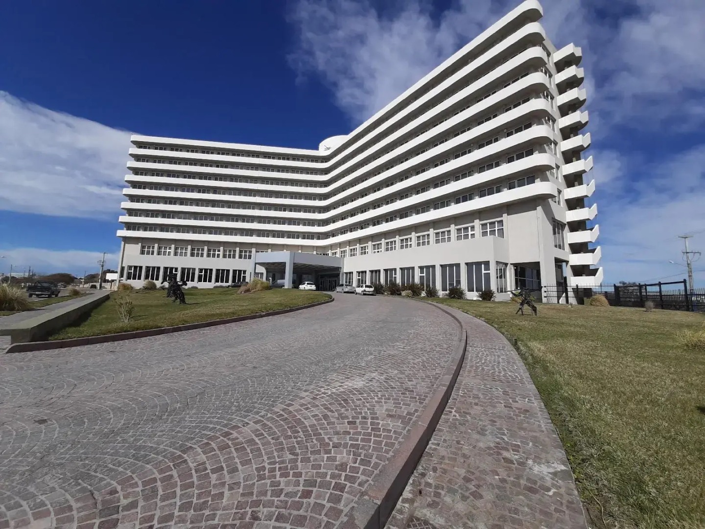 Photo - Rayentray Grand Hotel