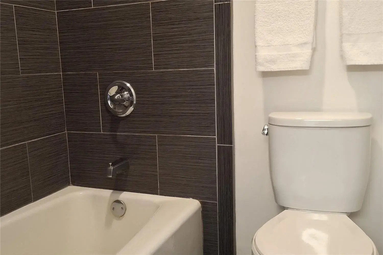 Photo - Rodeway Inn Alameda-Oakland