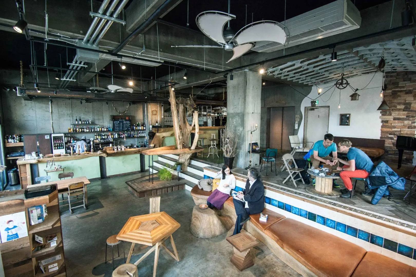 Photo - Nui. HOSTEL & BAR LOUNGE