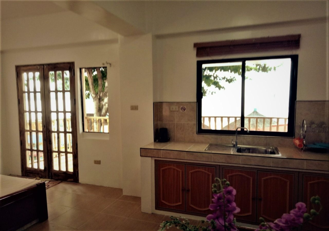 SmallFry's Beach Resort