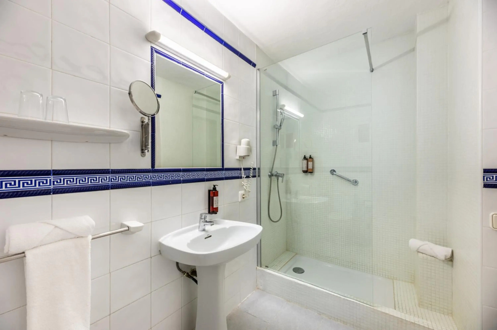 Photo - Hotel Cenit & Apts Sol y Viento