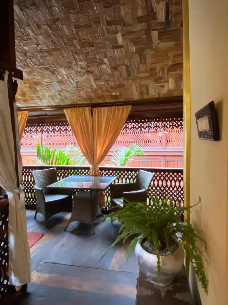 Photo - Jafferji House