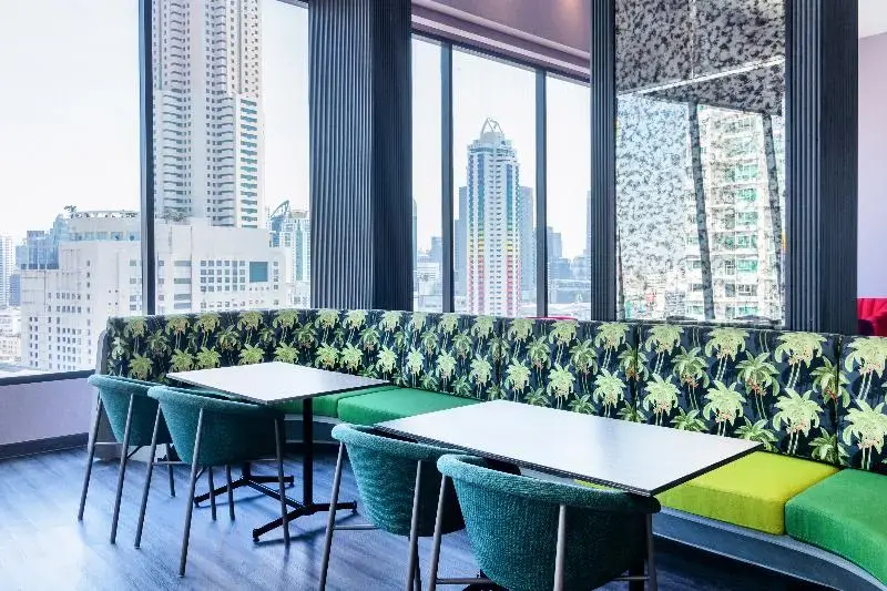 Photo - Queensland Hotel Bangkok