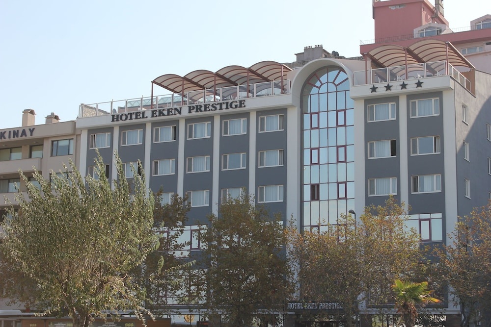 Eken Prestige