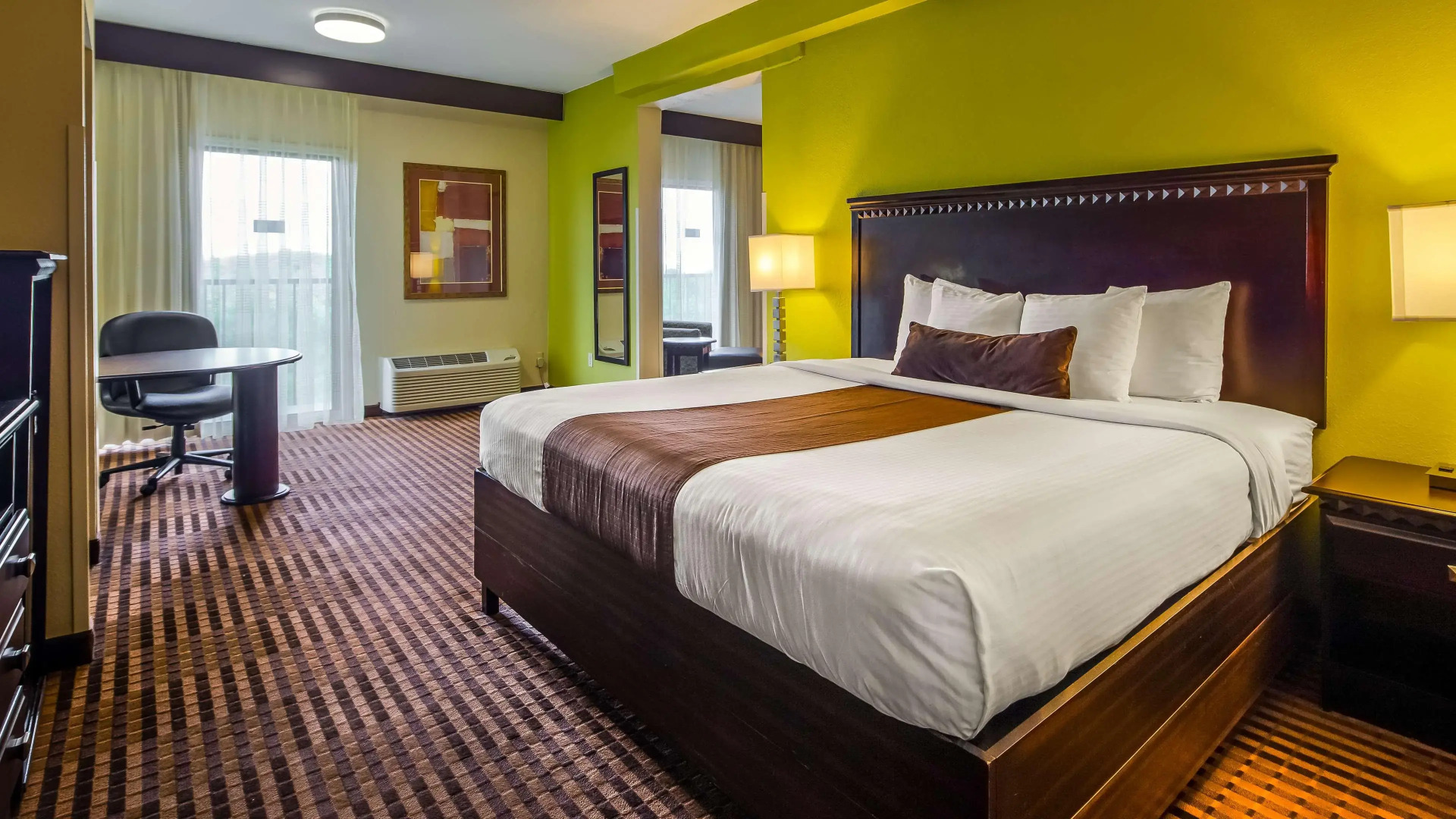 Foto - Best Western Plus Atlanta Airport East