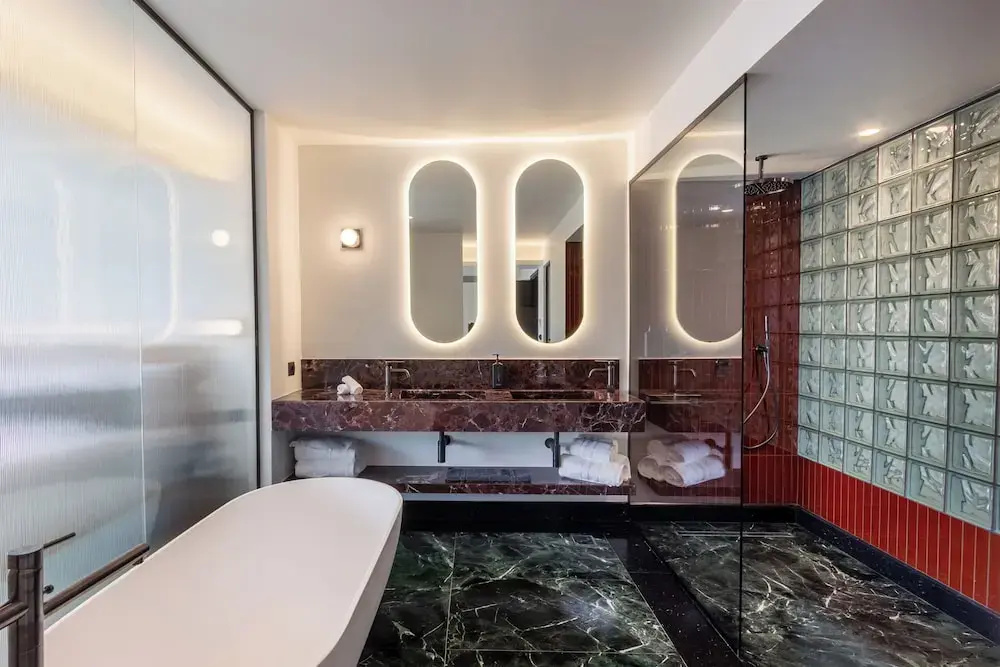 Photo - L'Avventura Suites 
