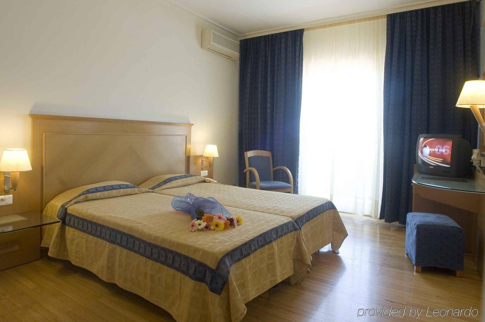 Photo - Plaka Hotel