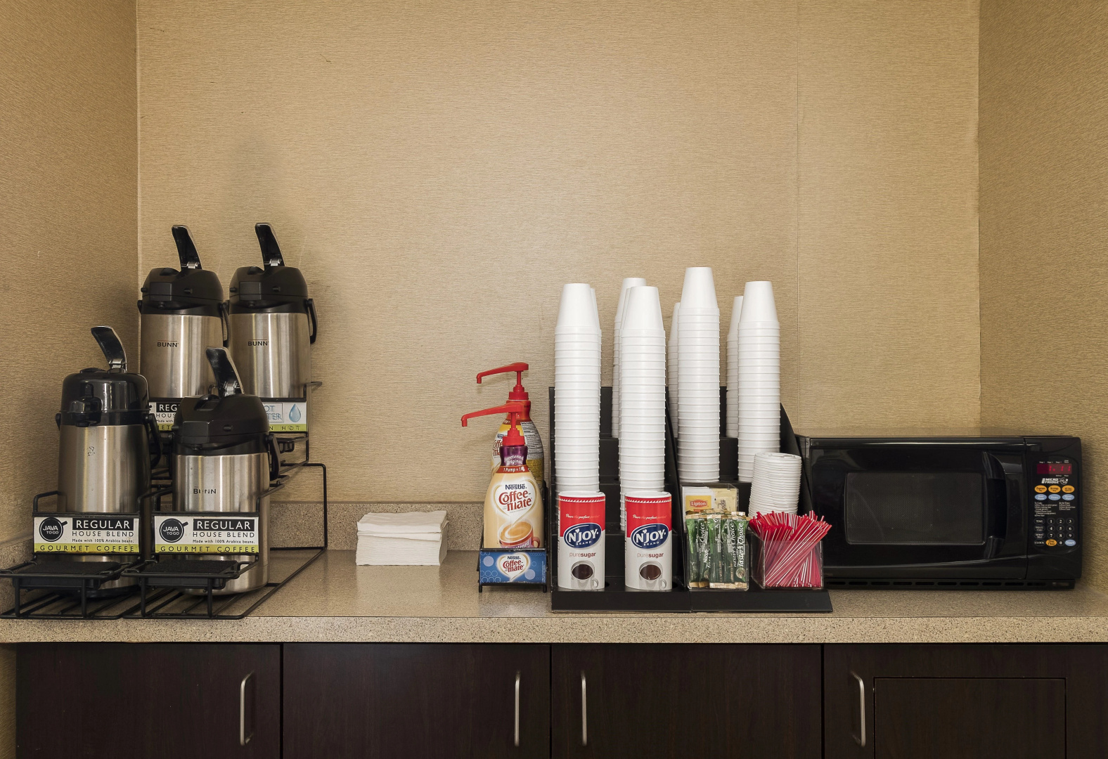 Photo - Red Roof Inn PLUS+ Boston - Woburn/ Burlington