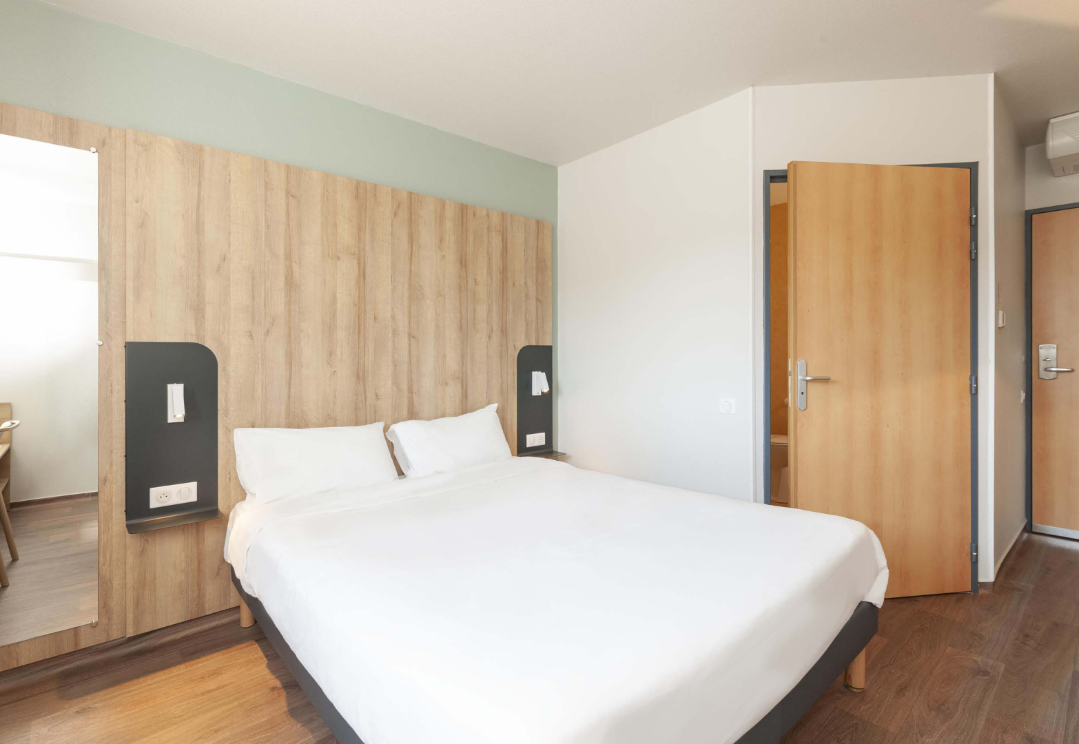 Foto - B&B HOTEL Pau Lescar