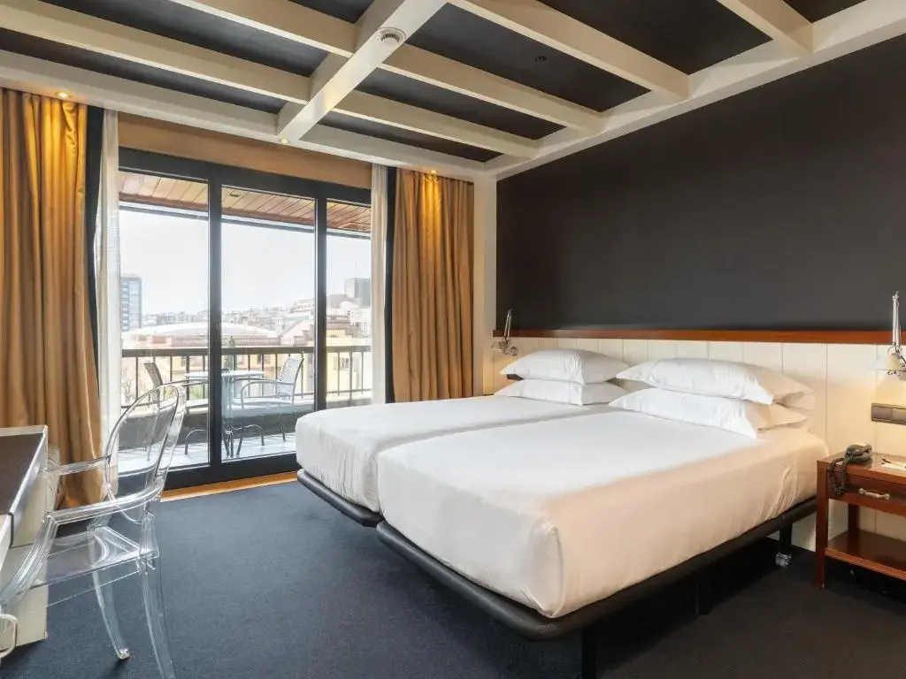 Photo - U232 Hotel