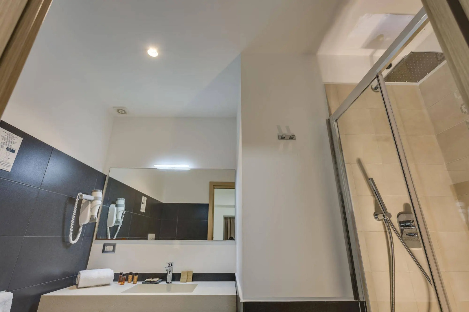 Foto - Trevi Palace Hotel