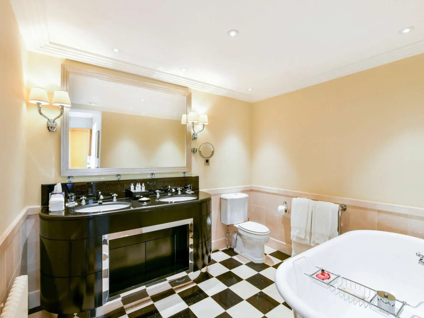 Photo - The Savoy - A Fairmont Hotel
