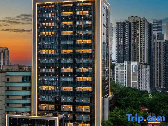 Foto - Howard Johnson By Wyndham Life Jiefangbei Chongqing