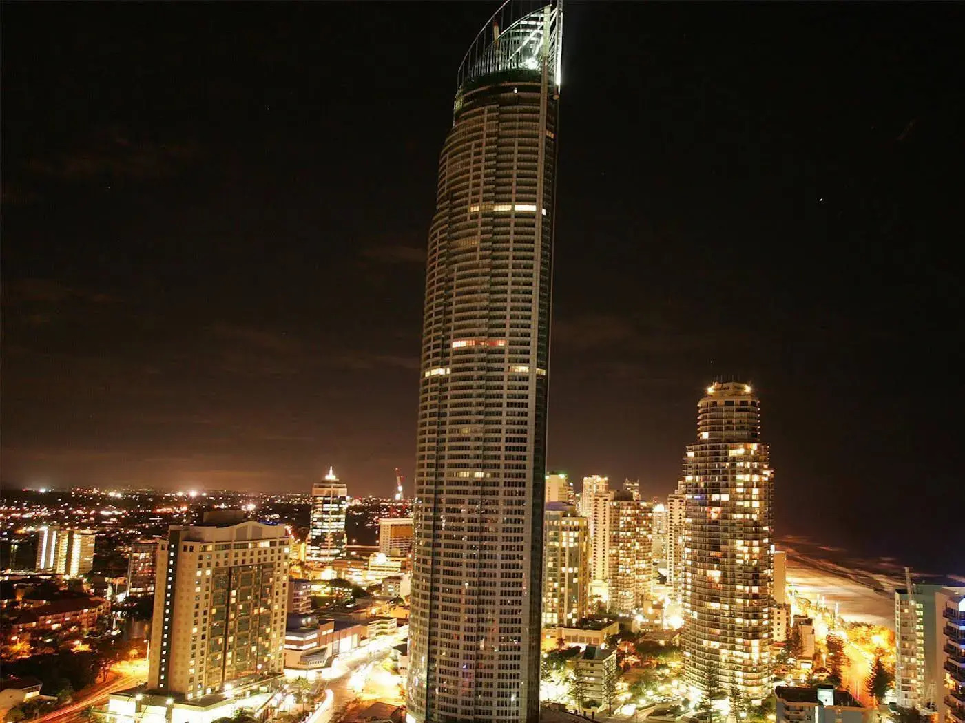 Foto - Surfers Century Oceanside Apartments