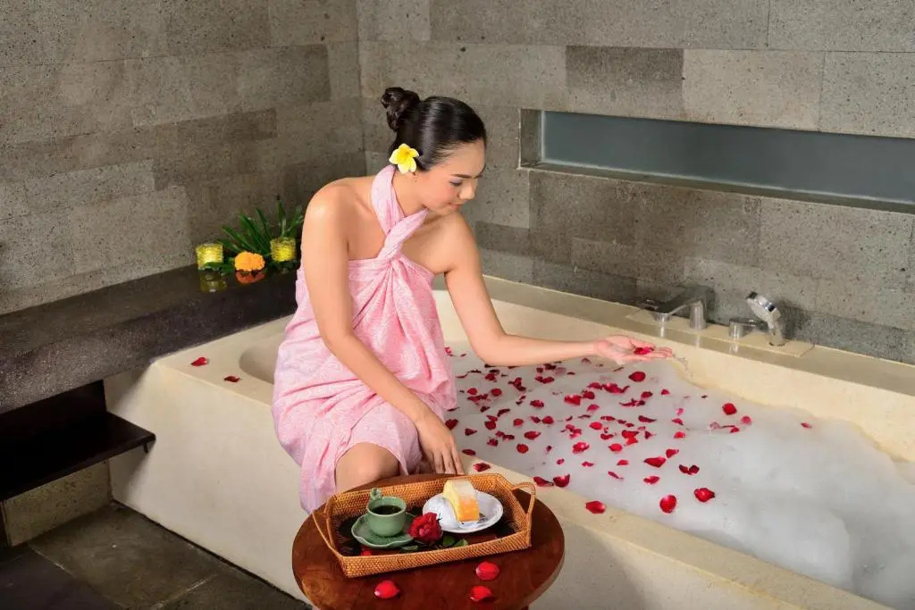 Photo - Suites by Watermark Hotel and Spa