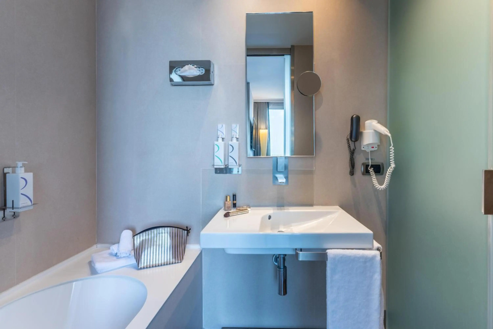 Photo - Mercure Roma Centro Saint John