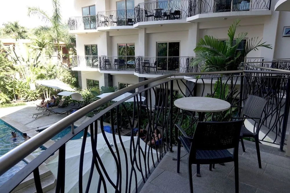 Foto - PACIFIC SUITES Boutique Hotel & Bistro