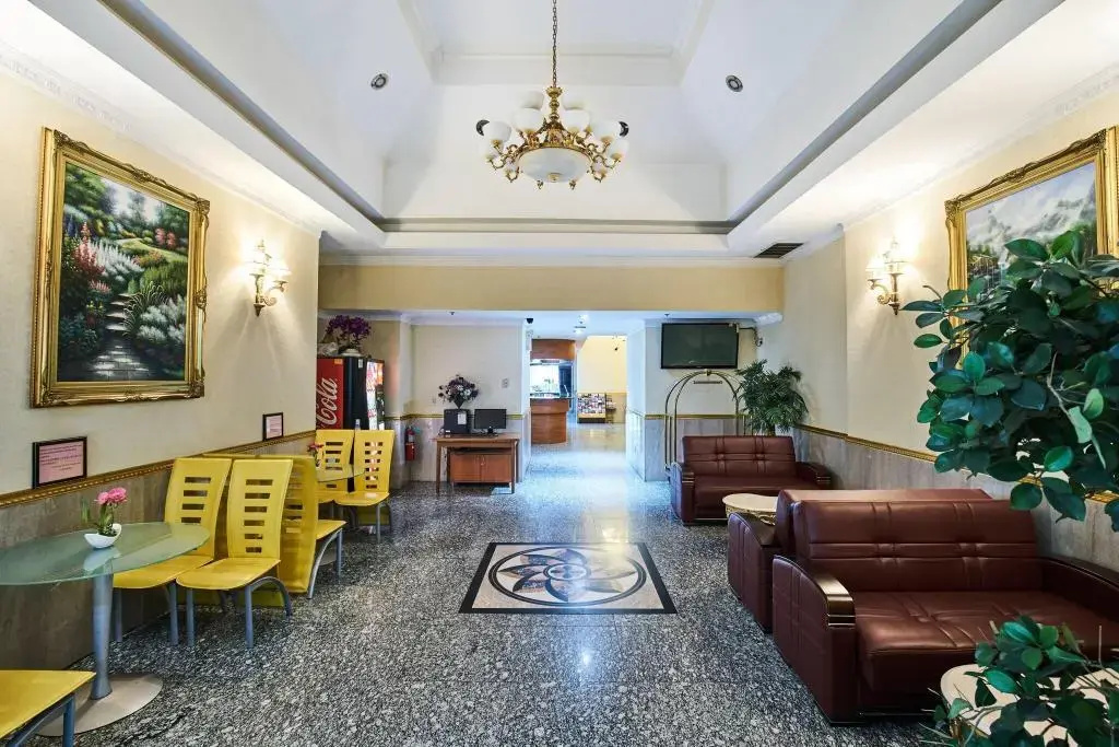Photo - Flushing Hotel