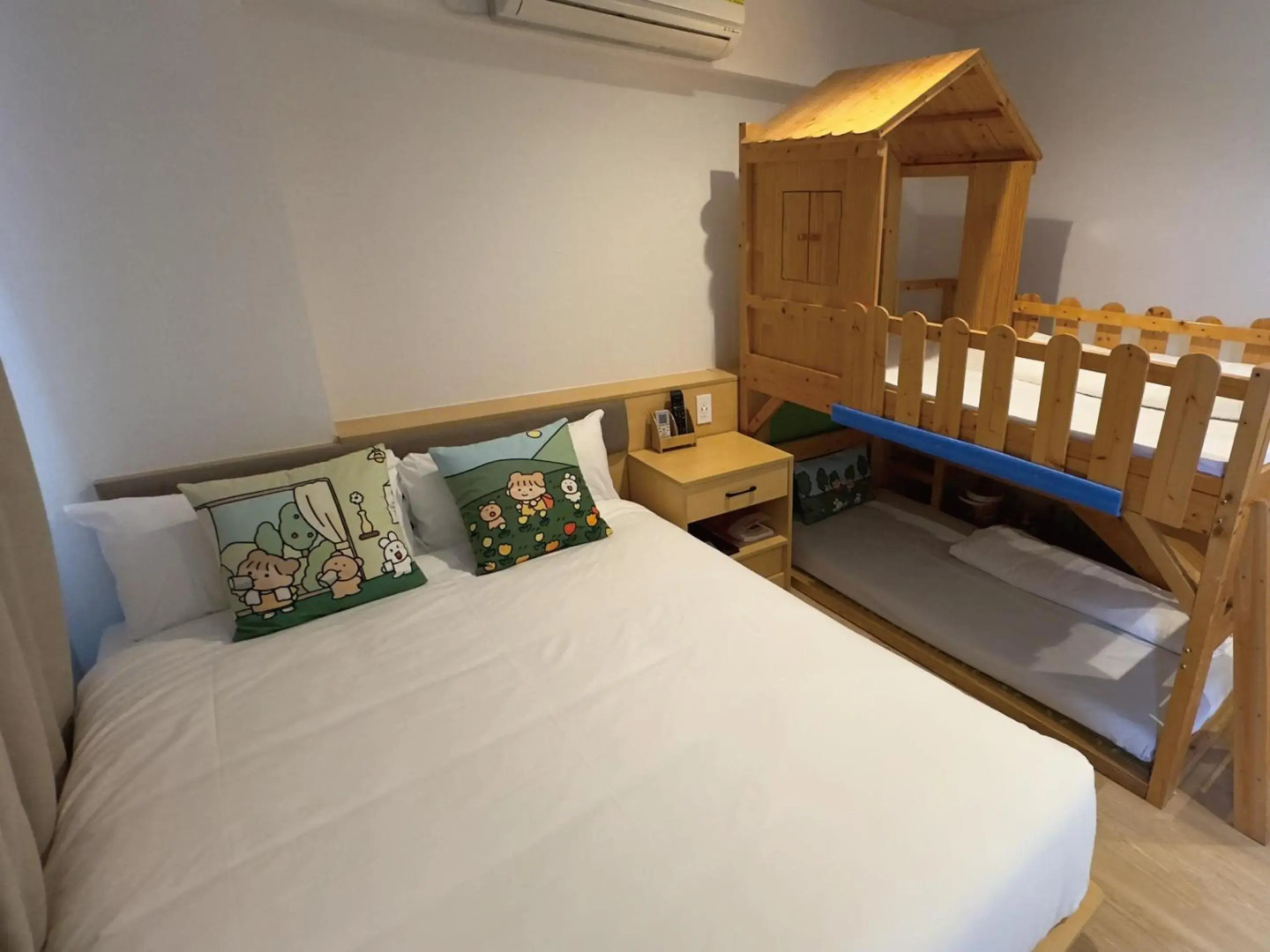 Photo - Victoria Hotel