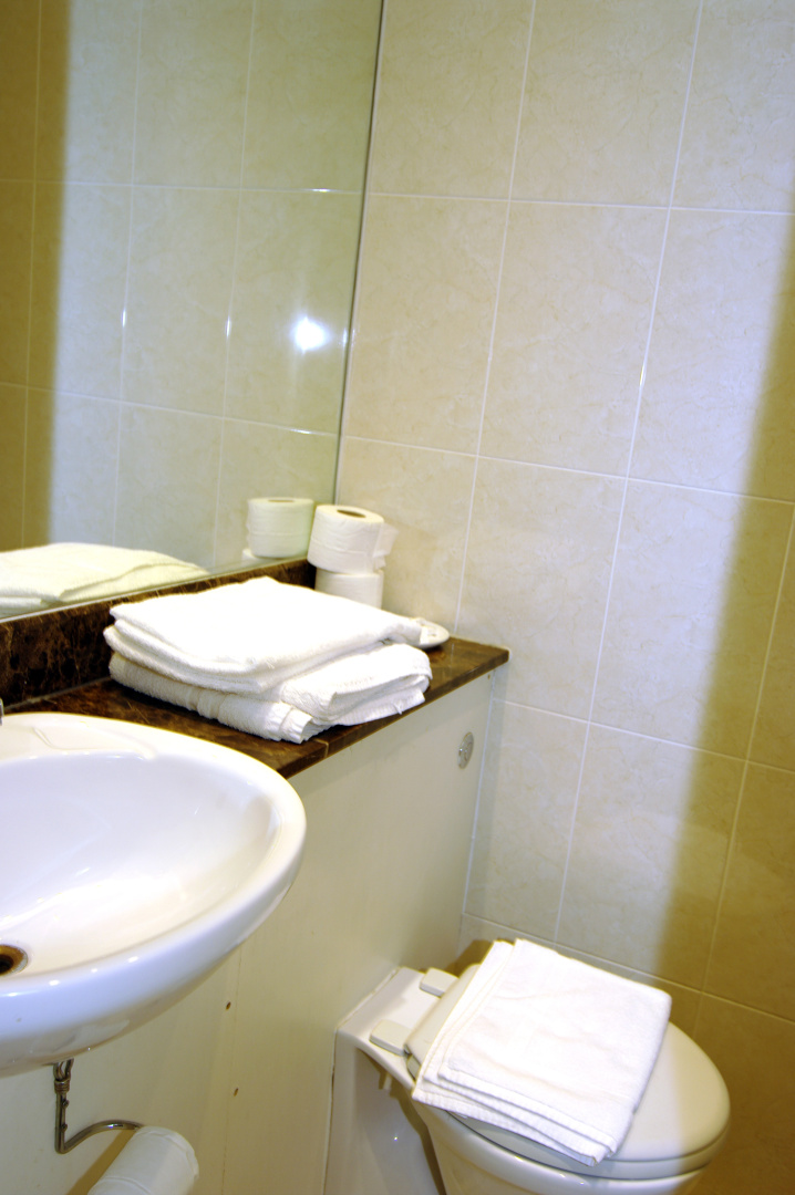 Photo - Westbury Hotel