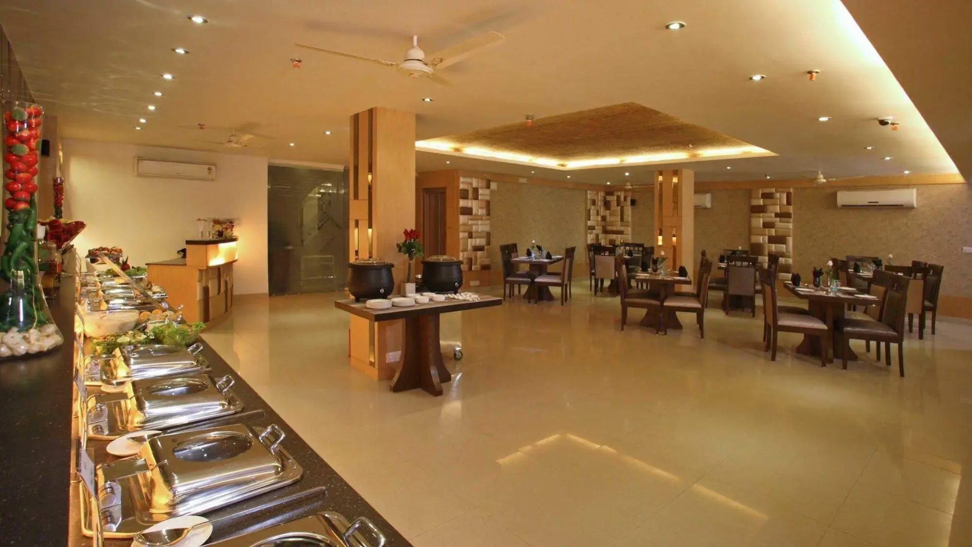 Photo - JRD Luxury-Business Hotel